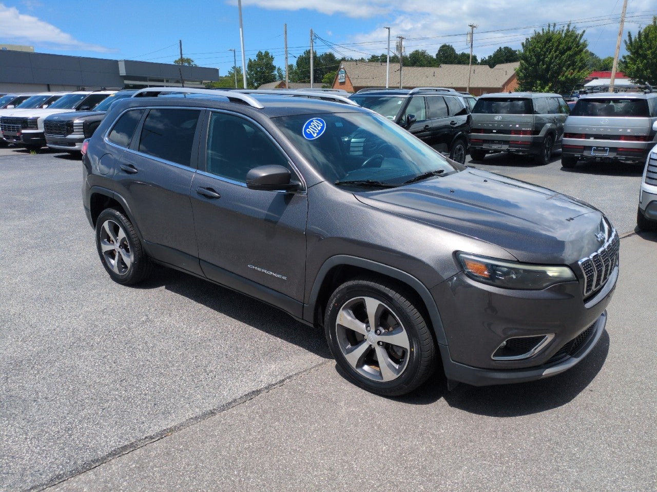 2020 Jeep Cherokee Limited in Gray — front three-quarter view