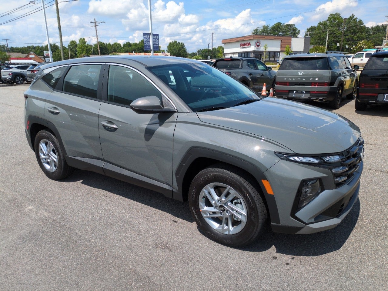 2026 Hyundai TUCSON SE FWD in Gray — front three-quarter view